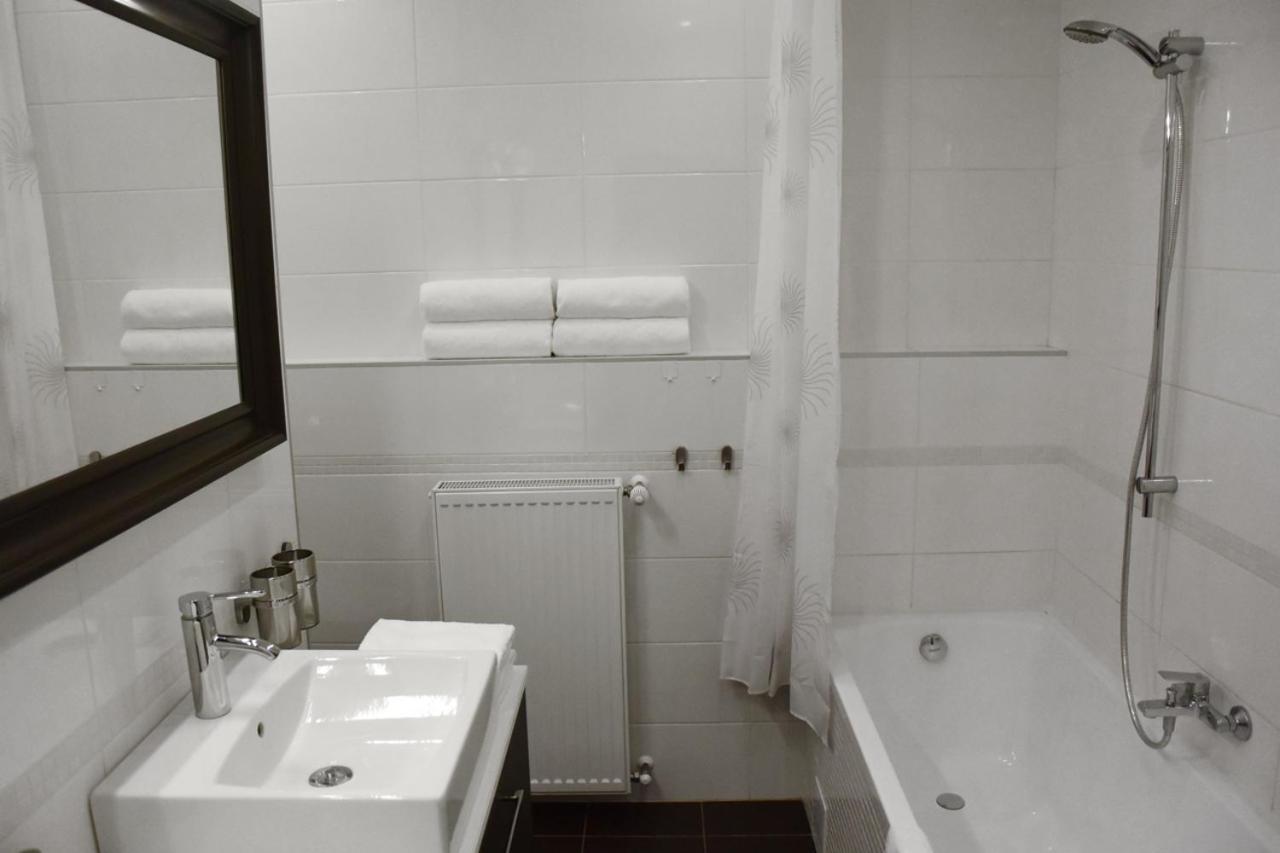 Apartman Dc2 Appartement Decin Buitenkant foto