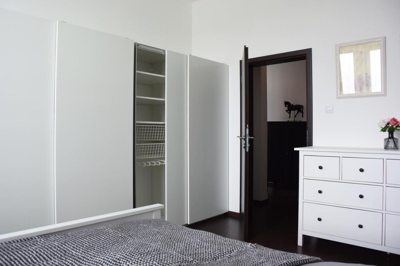 Apartman Dc2 Appartement Decin Buitenkant foto